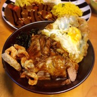 กระหรี่หมี่เตี๋ยว