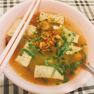 เมนูของร้าน คุณแดงก๋วยจั๊บญวน วังหลัง