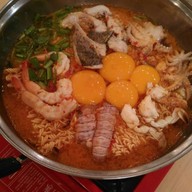 เมนูของร้าน อย่าลืมฉัน ถนนสาลีรัฐวิภาค
