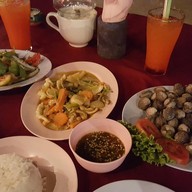 Sea Breez Restaurant