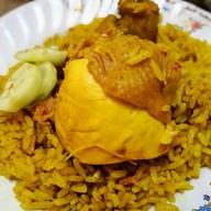 เมนูของร้าน ข้าวเหนียวไก่ทอด ข้าวหมกไก่