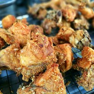 เมนูของร้าน ข้าวเหนียวไก่ทอด ข้าวหมกไก่