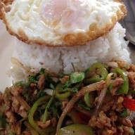 เมนูของร้าน ก๋วยเตี๋ยวเรือคุณปู่