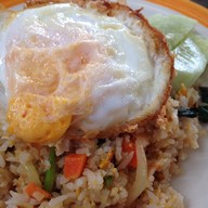 ข้าวผัดไข่ดาว