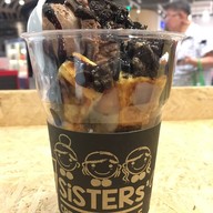 เมนูของร้าน 3Sisters' Crepe & Waffle (เครป & วาฟเฟิล) เกตเวย์เอกมัย ชั้น4