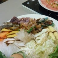 ShuBEAR Shabu & Grill ฝาง เชียงใหม่
