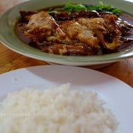 เมนูของร้าน ร้านข้าวขาหมูนักร้อง (ขาหมูท่าเรือ) เจริญกรุง 85