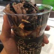 เมนูของร้าน 3Sisters' Crepe & Waffle (เครป & วาฟเฟิล) เกตเวย์เอกมัย ชั้น4