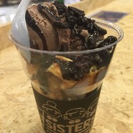 เมนูของร้าน 3Sisters' Crepe & Waffle (เครป & วาฟเฟิล) เกตเวย์เอกมัย ชั้น4
