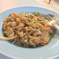 เมนูของร้าน อาหารตามสั่งหอ4หญิง มช