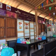 บรรยากาศ ก๋วยเตี๋ยวหมูต้มยำตำลึงนายเอก หัวหิน
