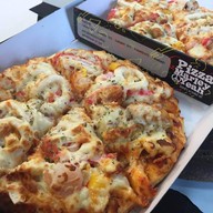 PIZZA BOOM ดอนเมือง ตลาดนัดโกสุมรวมใจ D11-D12