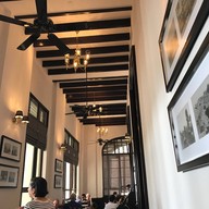 บรรยากาศ The Strand Cafe
