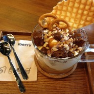 iberry Cafe ดิ อเวนิว รัชโยธิน