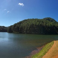 พี่น้องหมูกระทะ