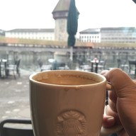 Starbucks Luzern kapellbrücke
