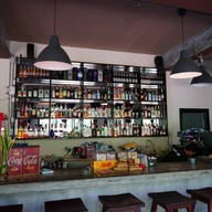 บรรยากาศ CoCo Cafe & Bar @ Koh Mak