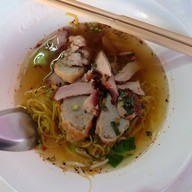 เมนูของร้าน เจ๊เซียมก๋วยเตี๋ยวหมู เย็นตาโฟ