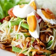 เมนูของร้าน ครัวแคแสด เลคเฮฟเว่น รีสอร์ทแอนด์ปาร์ค