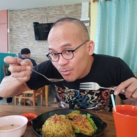 ครัวตัสนีม