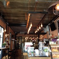 บรรยากาศ mama's cafe coffee&dessert