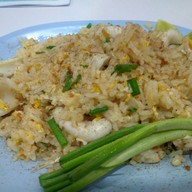 คุณหลวง ตึก Ample