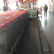 ลูกชิ้นทิพย์ แม็คโคร แม่ริม