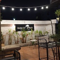 บรรยากาศ Wake Up Steak & Coffee