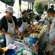 กล้วยปิ้ง หน้าร้านเฮ้งชุนเส็ง พระราม4