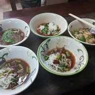 เมนูของร้าน ติ่ง เตี๋ยวเรือ (คนมีเส้น)