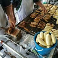 กล้วยปิ้ง หน้าร้านเฮ้งชุนเส็ง พระราม4