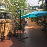 หน้าร้าน ร้านอาหารอิ่มสุข