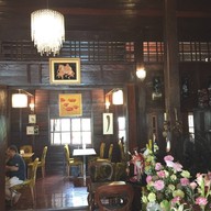 บรรยากาศ ร้านอาหารอิ่มสุข