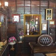 บรรยากาศ ร้านอาหารอิ่มสุข