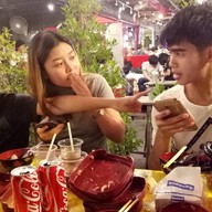 Ohoหน้าหม้อ (ตลาดรถไฟรัชดา)