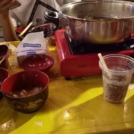 Ohoหน้าหม้อ (ตลาดรถไฟรัชดา)