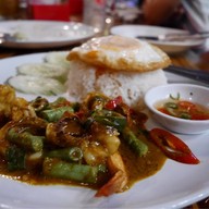 เมนูของร้าน Ploen Bar & Restaurant
