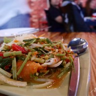 เมนูของร้าน Ploen Bar & Restaurant
