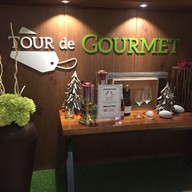 TOUR de GOURMET