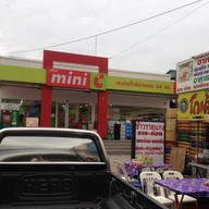 หน้าร้าน ไก่ทอดปักษ์ใต้ (หน้าตลาดเฉินหลงซอยเนินพลับหวาน)