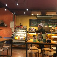 บรรยากาศ สลัดมั๊ย