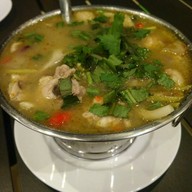 เฟื้อย