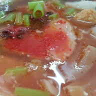 ก๋วยเตี๋ยวลูกชิ้นปลาจ่าฤทธิ์