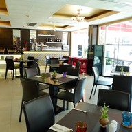 บรรยากาศ Q Bar Sukhumvit 79-อ่อนนุช