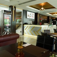 บรรยากาศ Q Bar Sukhumvit 79-อ่อนนุช