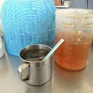 ร้านป้าลอย เจ้าเก่า