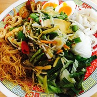 ส้มตำกะยำแซ่บ ตลาดไทเลย