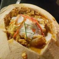 เมนูของร้าน สุภัทรา บาย เดอะ ซี