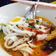 ข้าวหมูแดง หมูกรอบ ก๋วยจั๊บ(ท่าสะอ้าน)