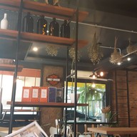 PK CAFE Coffee & Car Spa